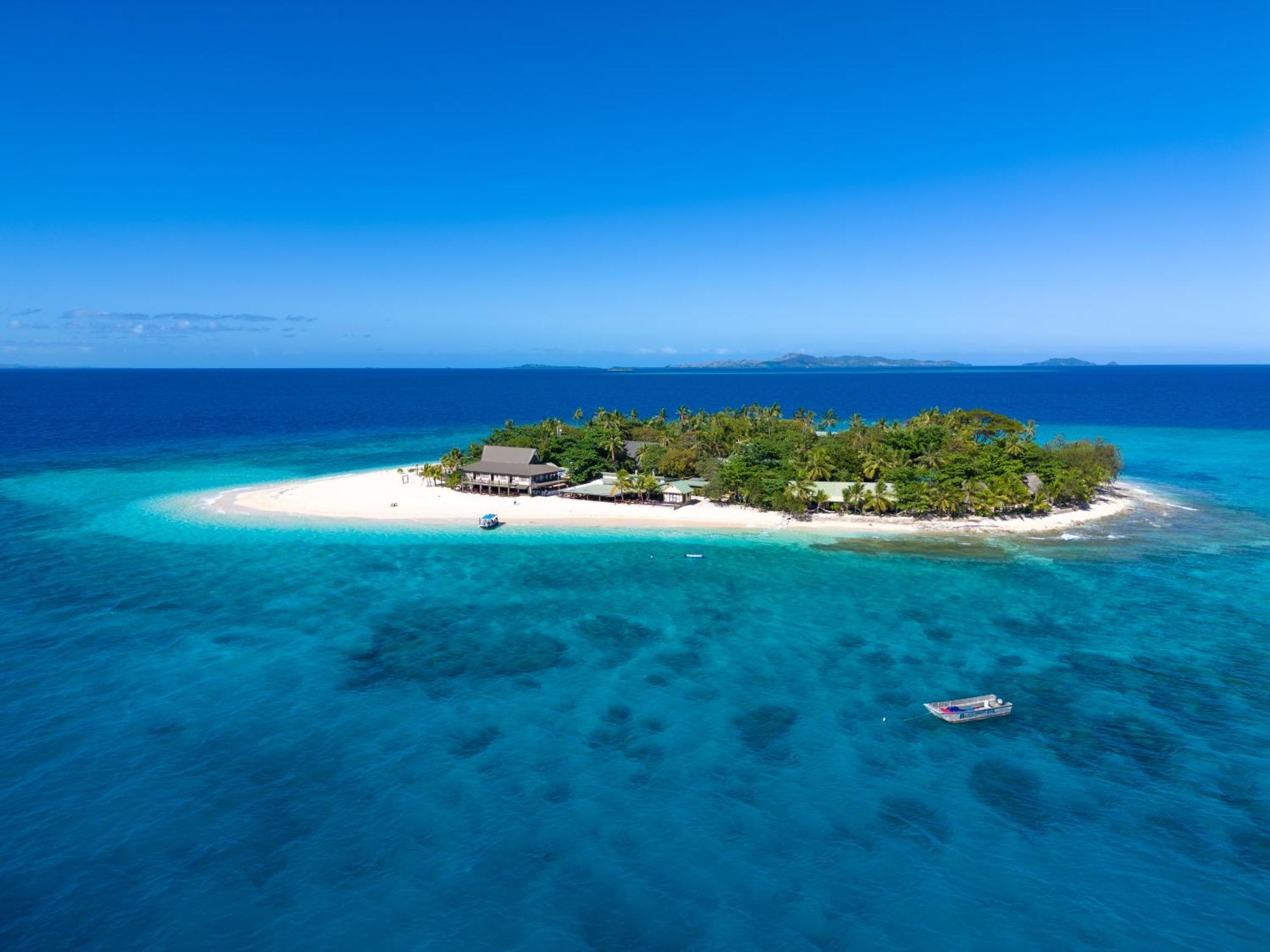 Beachcomber Island Resort Экстерьер фото