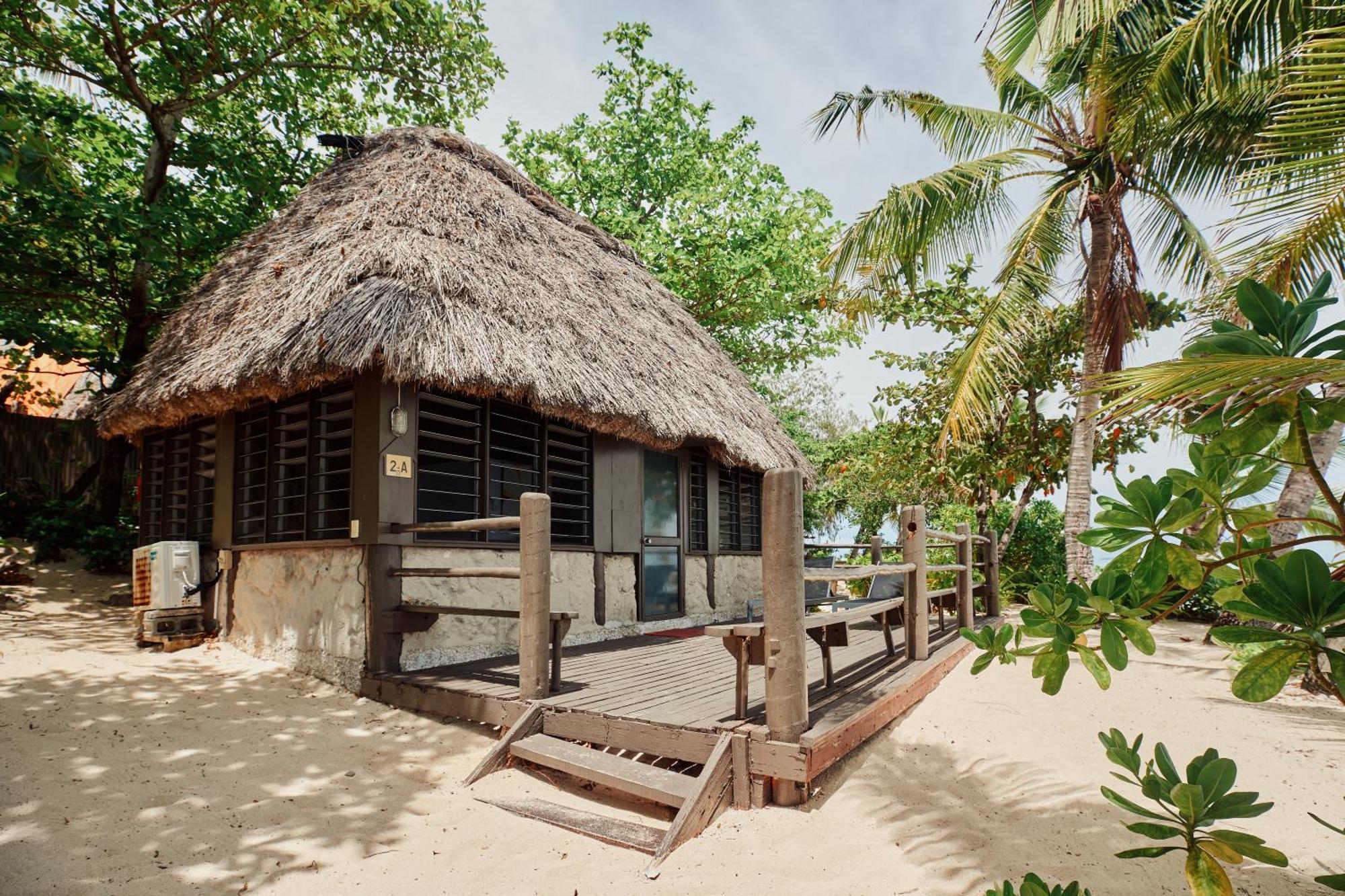 Beachcomber Island Resort Экстерьер фото