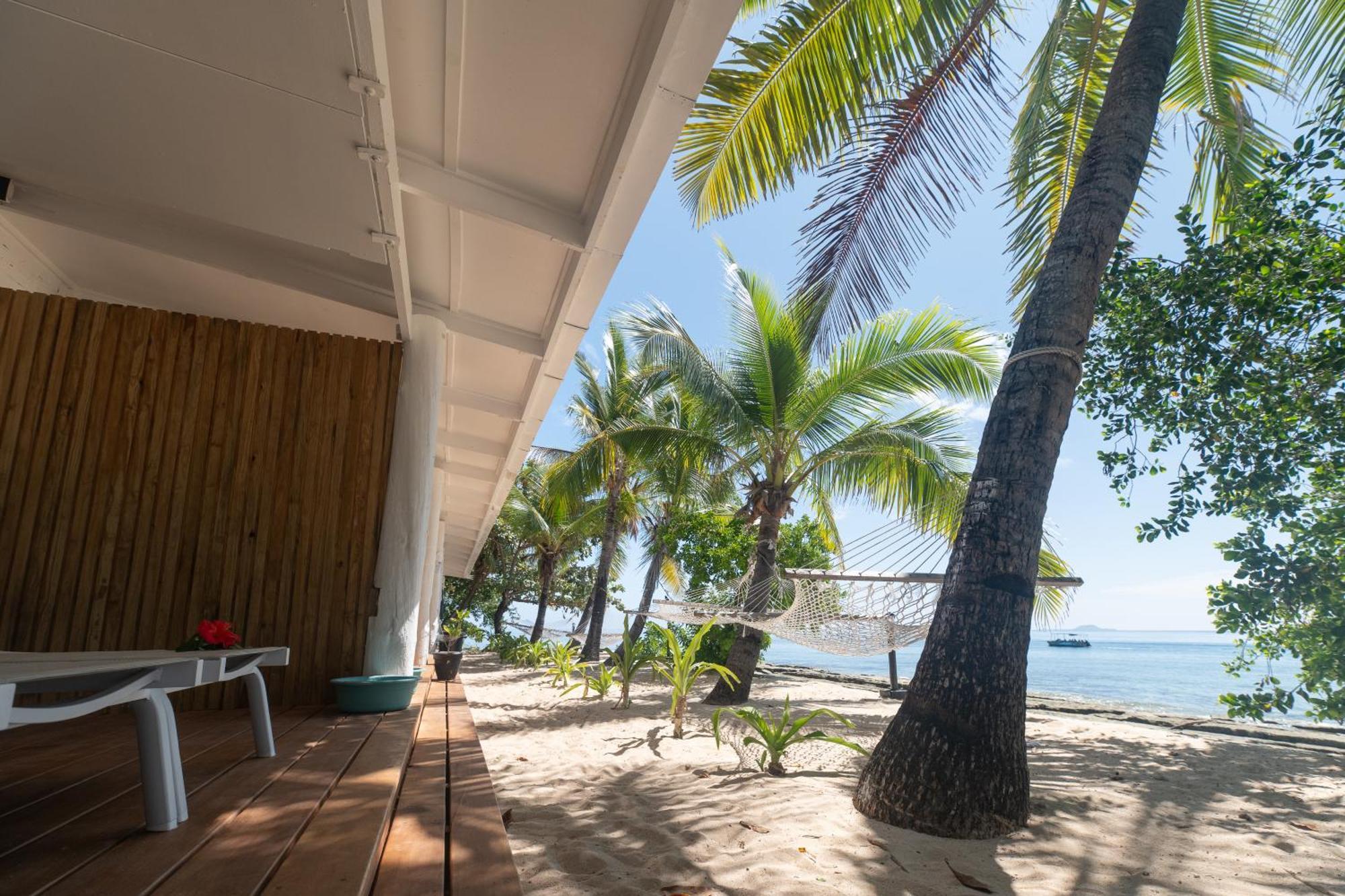Beachcomber Island Resort Экстерьер фото