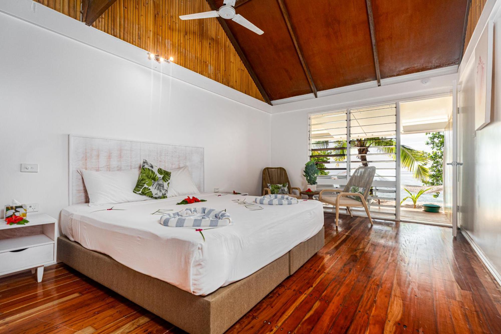 Beachcomber Island Resort Экстерьер фото