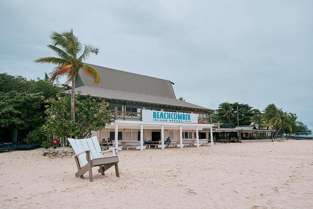 Beachcomber Island Resort Экстерьер фото